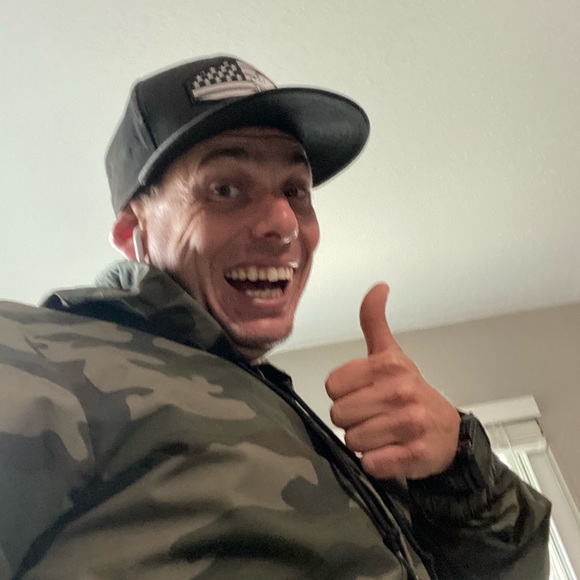 Meet your Posher, James - Picture 1 of 1